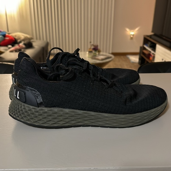 These NOBULL RIPSTOP running shoes have been lightly used in the past year. - Picture 3 of 4